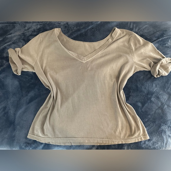 ASKKNY Women’s Gray Back V-Neck Tee NWT Size Large - Picture 5 of 5